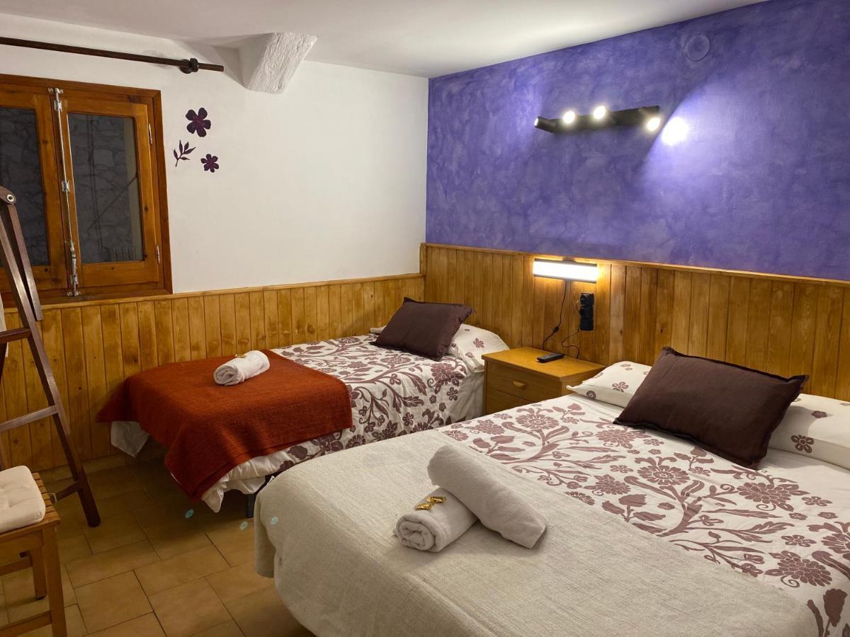 Hostal La Cuineta De Cal Triuet Gósol Buitenkant foto
