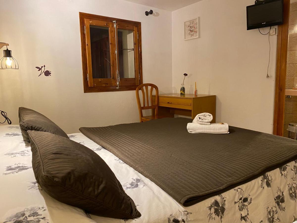Hostal La Cuineta De Cal Triuet Gósol Buitenkant foto