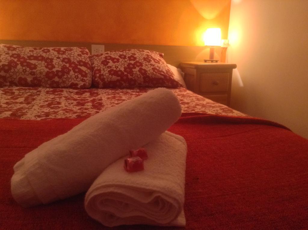 Hostal La Cuineta De Cal Triuet Gósol Buitenkant foto