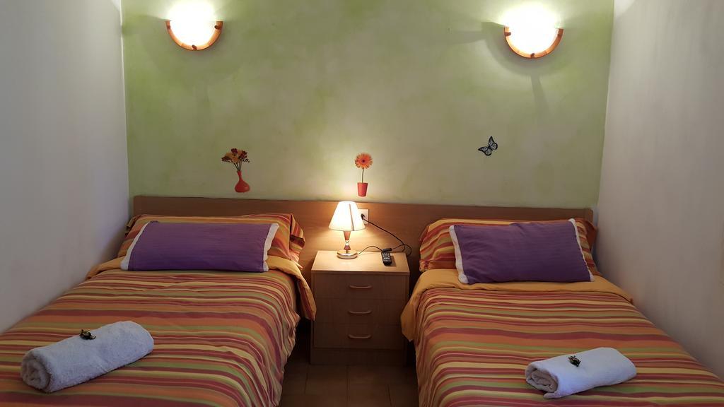 Hostal La Cuineta De Cal Triuet Gósol Buitenkant foto